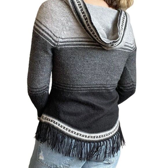 Vintage Womens Alpaca Gray Peruvian Geometric Fringe Hooded Sweater Sz M - Picture 4 of 6